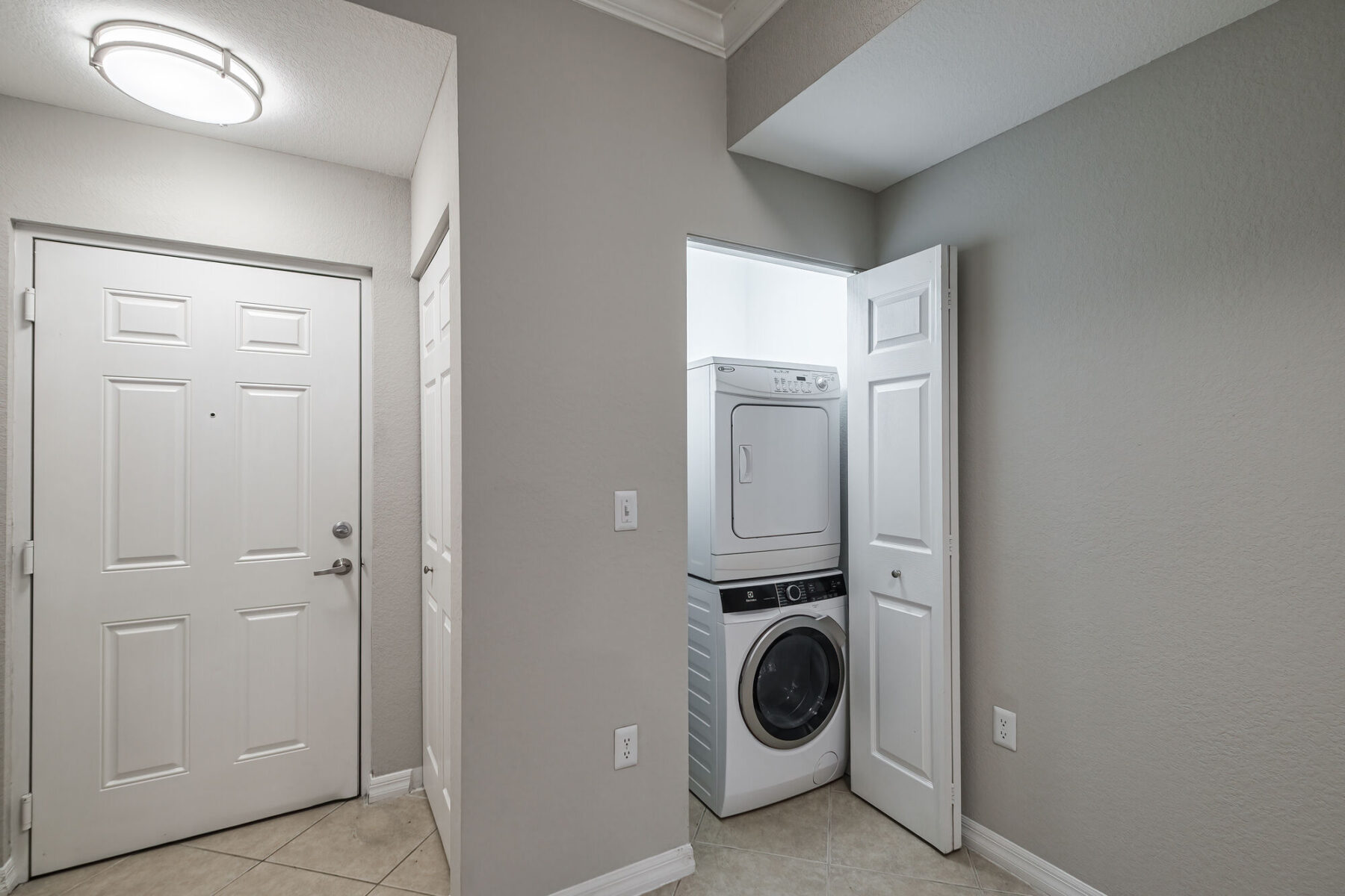 Photos | Bell Miramar Place | Apartments in Miramar, FL
