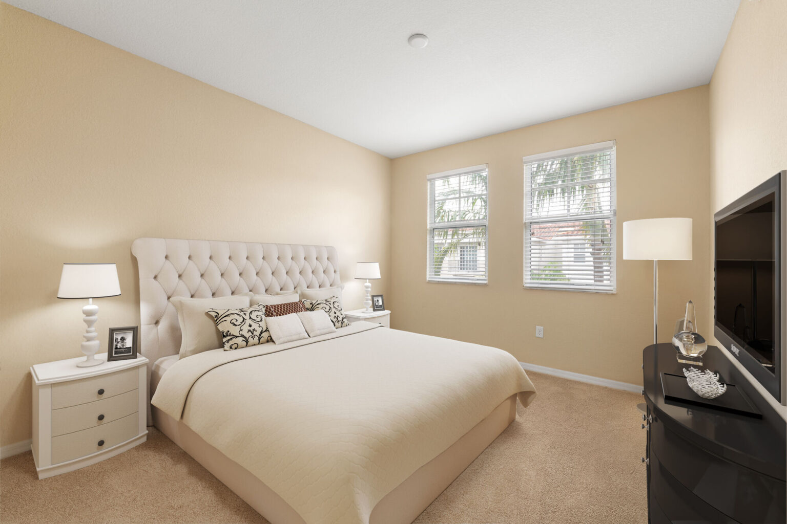 1–3 Bedroom Apartments in Miramar, FL | Bell Miramar Place