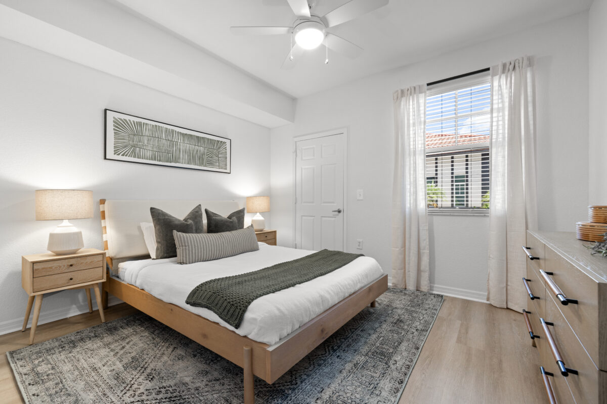 1-, 2- & 3-Bedroom Apartment and Townhome Floor Plans
